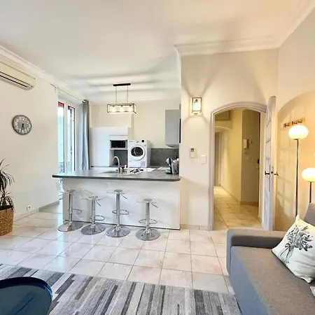 Charming 3 Star Near Monte Carlo 3rd Floor Appartamento *