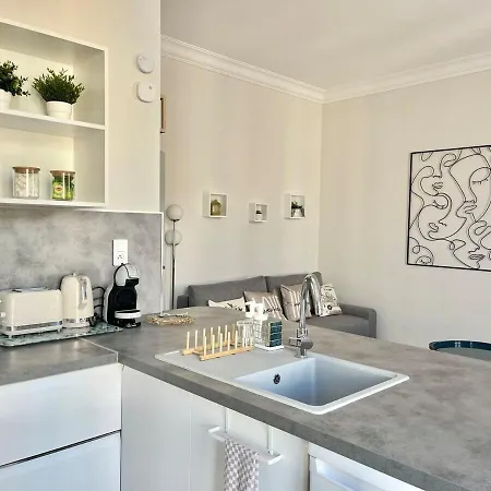 Charming 3 Star Near Monte Carlo 3rd Floor *