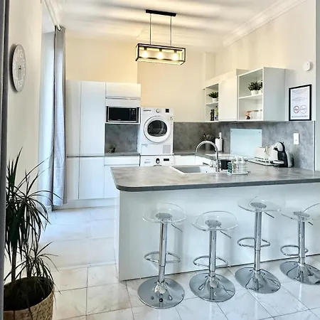 Charming 3 Star Near Monte Carlo 3rd Floor *